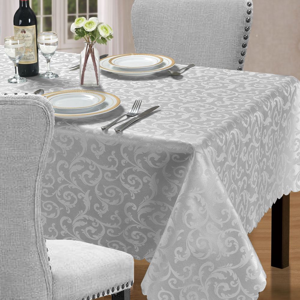 Night Zone Ivy Printed Jacquard Scalloped Edge Tablecloth
