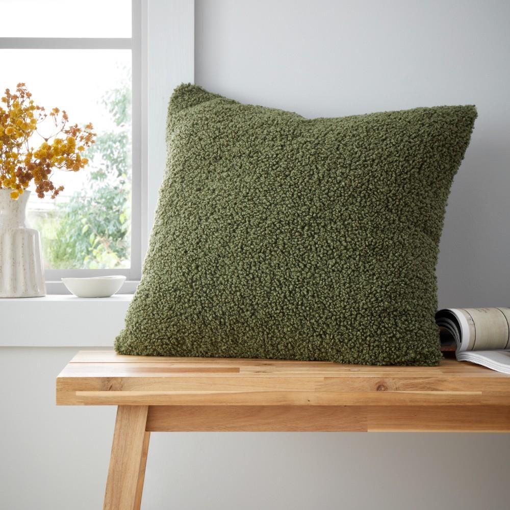 Catherine Lansfield So Soft Velvet Boucle 45x45 cm Cushion