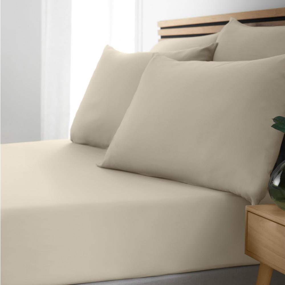 Catherine Lansfield So Soft Easy Iron Microfibre Fitted Sheet