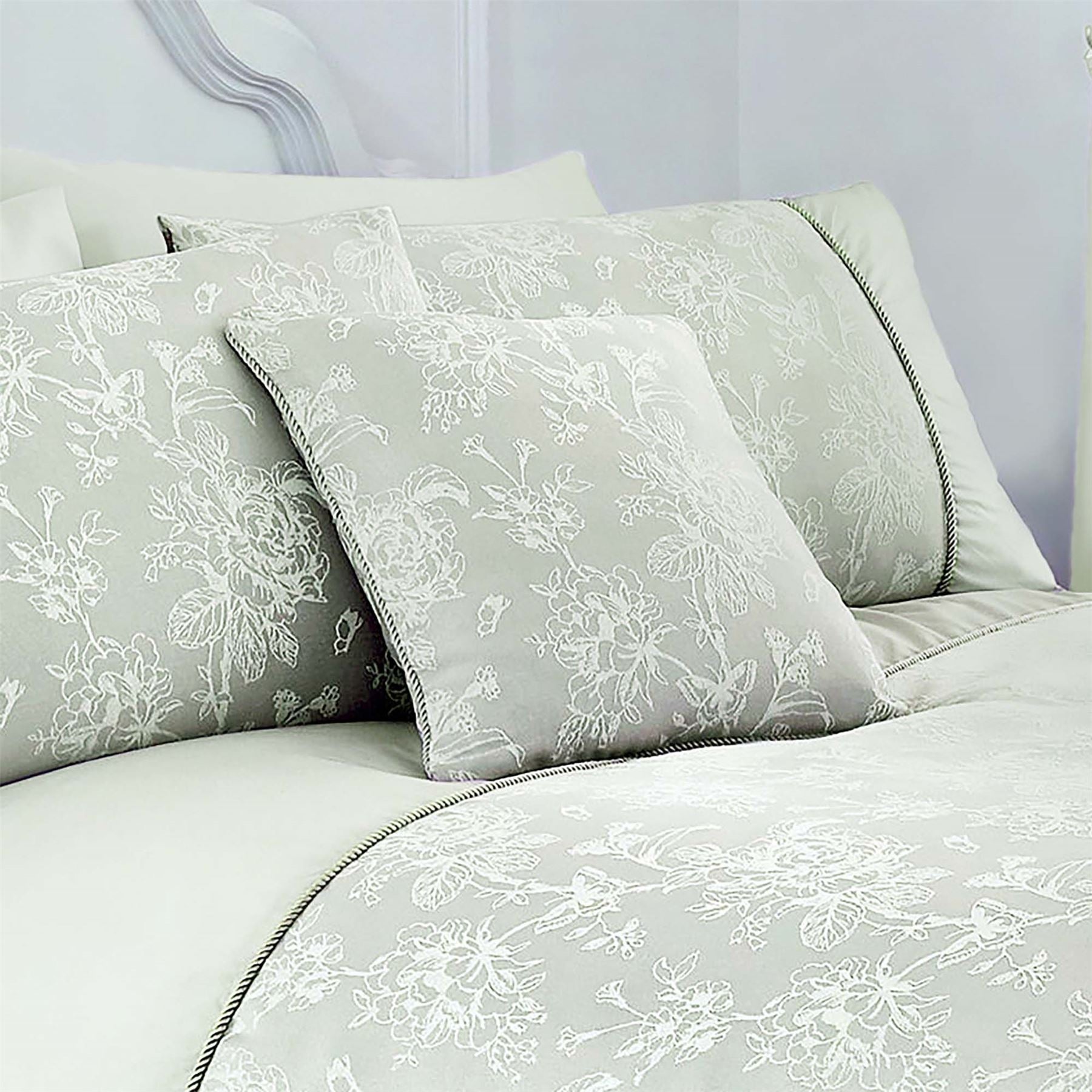 Dreams & Drapes Jasmine Floral Woven Jacquard Cushion Cover