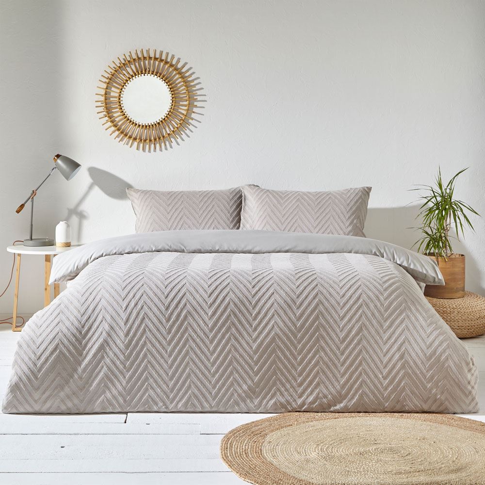 The Linen Yard Chevron Tuft 100% Cotton Duvet Cover Set