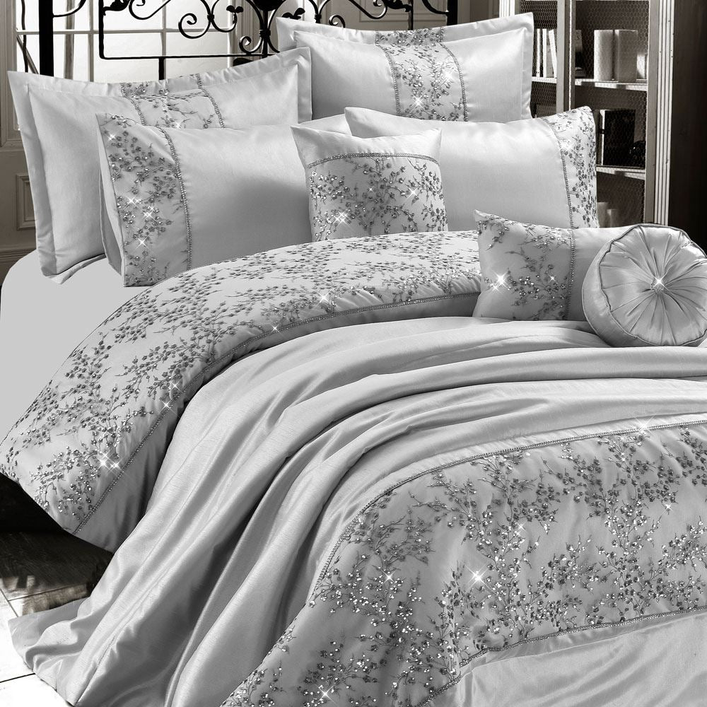 Night Zone Gigi Embroidered Duvet Cover Set