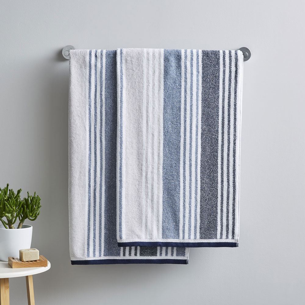 Catherine Lansfield Kelso Stripe Soft & Absorbent 100% Cotton 450gsm Bath Sheet
