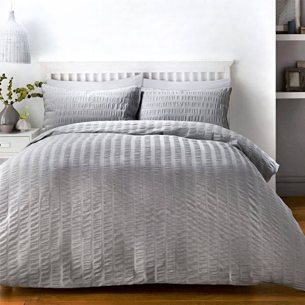 Serene Seersucker Duvet Cover Set