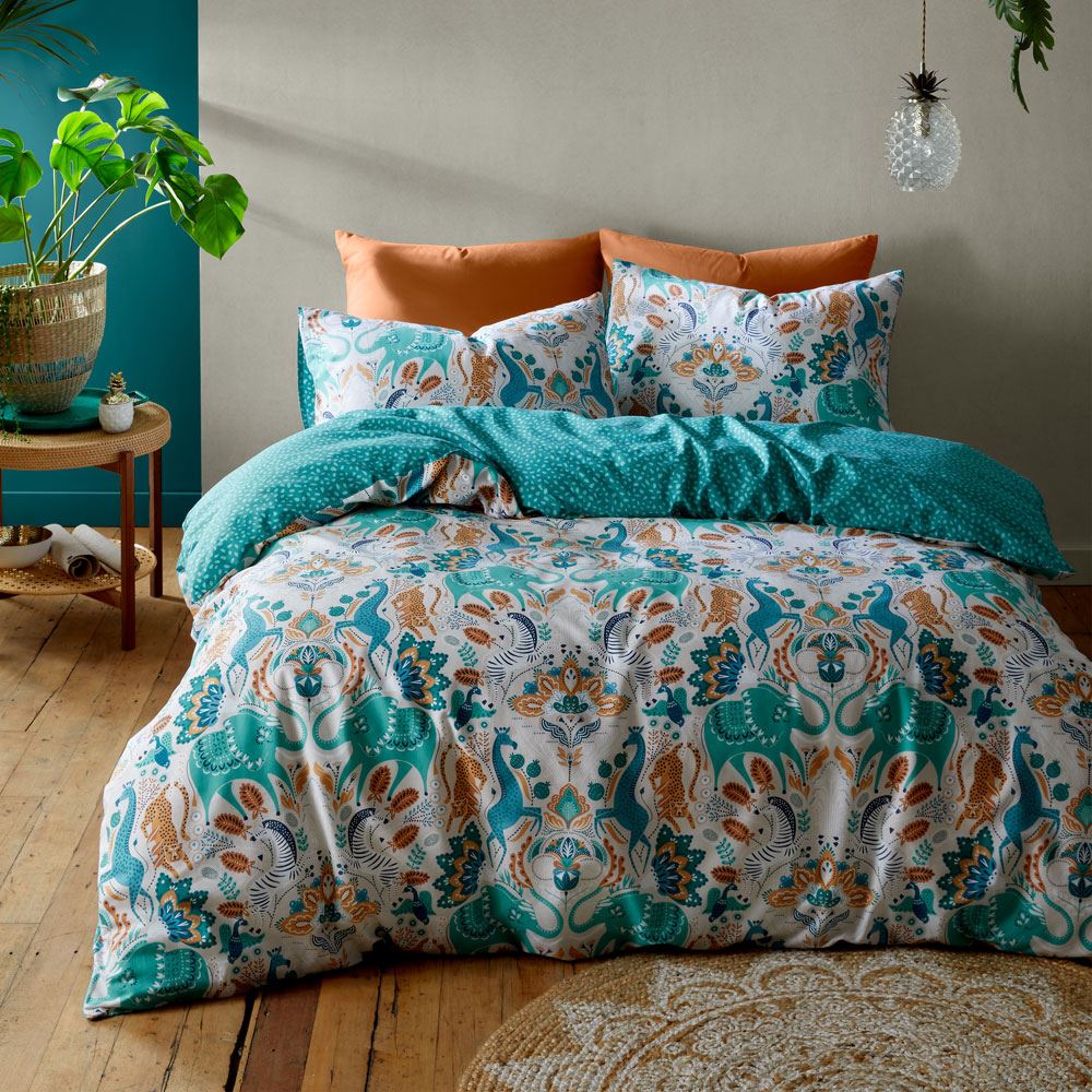 Pineapple Elephant Carnival Animals Artisan Motifs Duvet Cover Set
