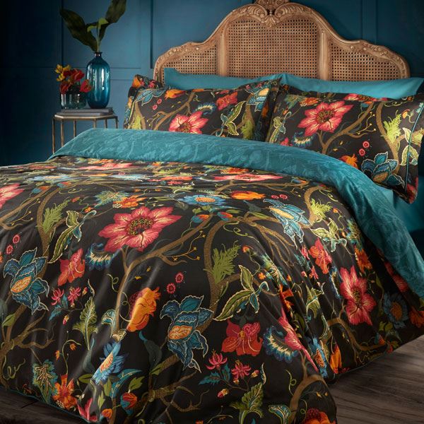 Paoletti Botanist Floral 100% Cotton Sateen 200 Thread Count Duvet Cover Set, Black/Multi