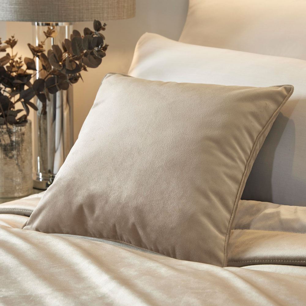 Soiree Melanie Glamourous Velvet Piped Edge Cushion Cover