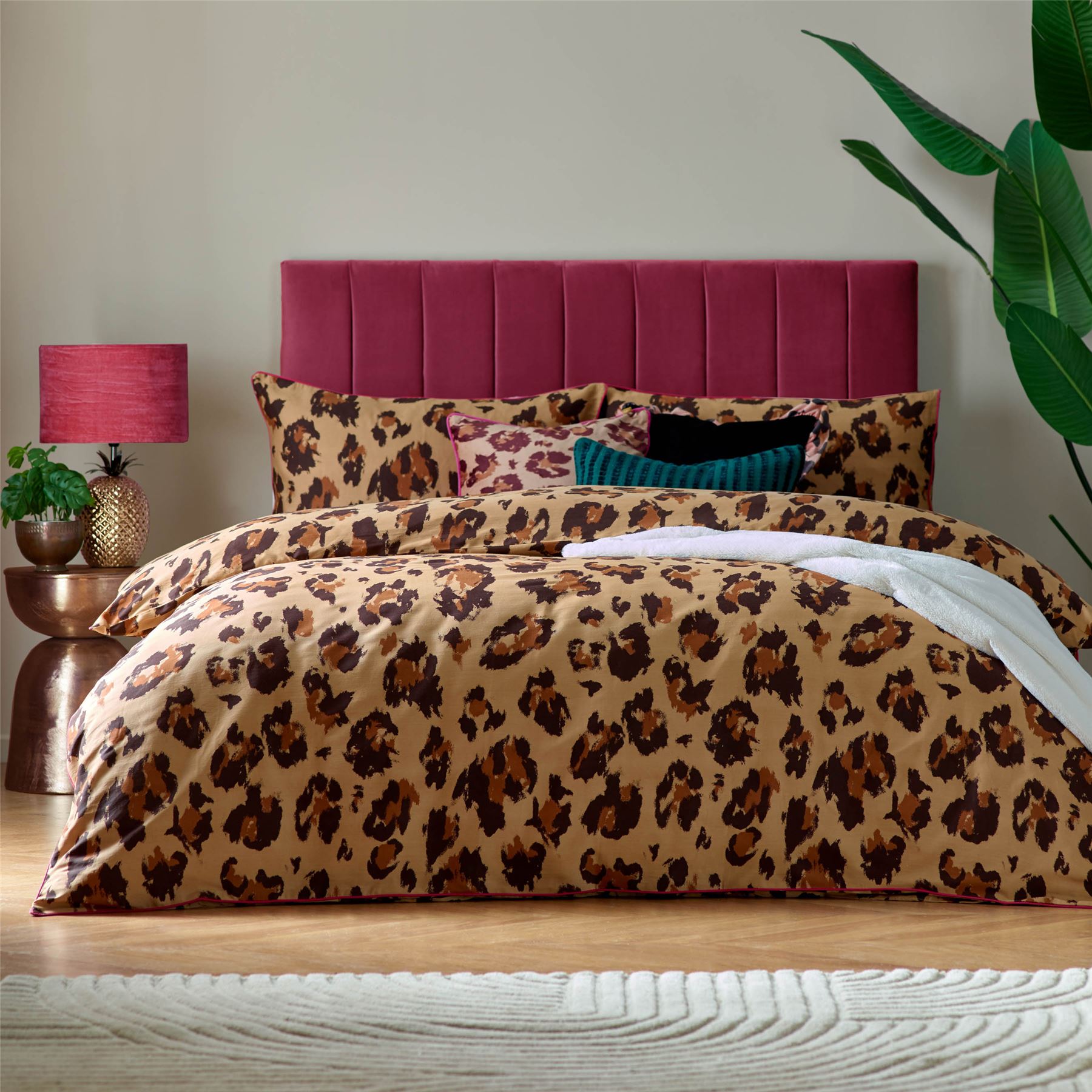 Furn True Leopard Animal Print Easy Care Reversible Duvet Cover Set