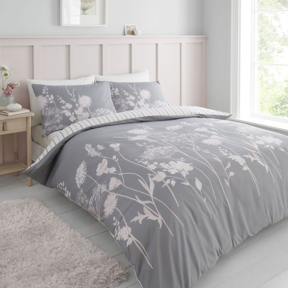 Catherine Lansfield Meadowsweet Floral Print Easy Care Reversible Duvet Cover Set