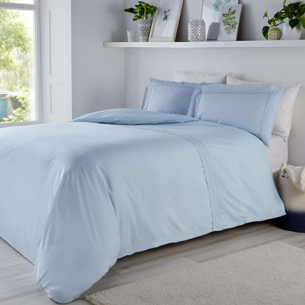 Serene Renaissance Lace Trim Duvet Cover Set