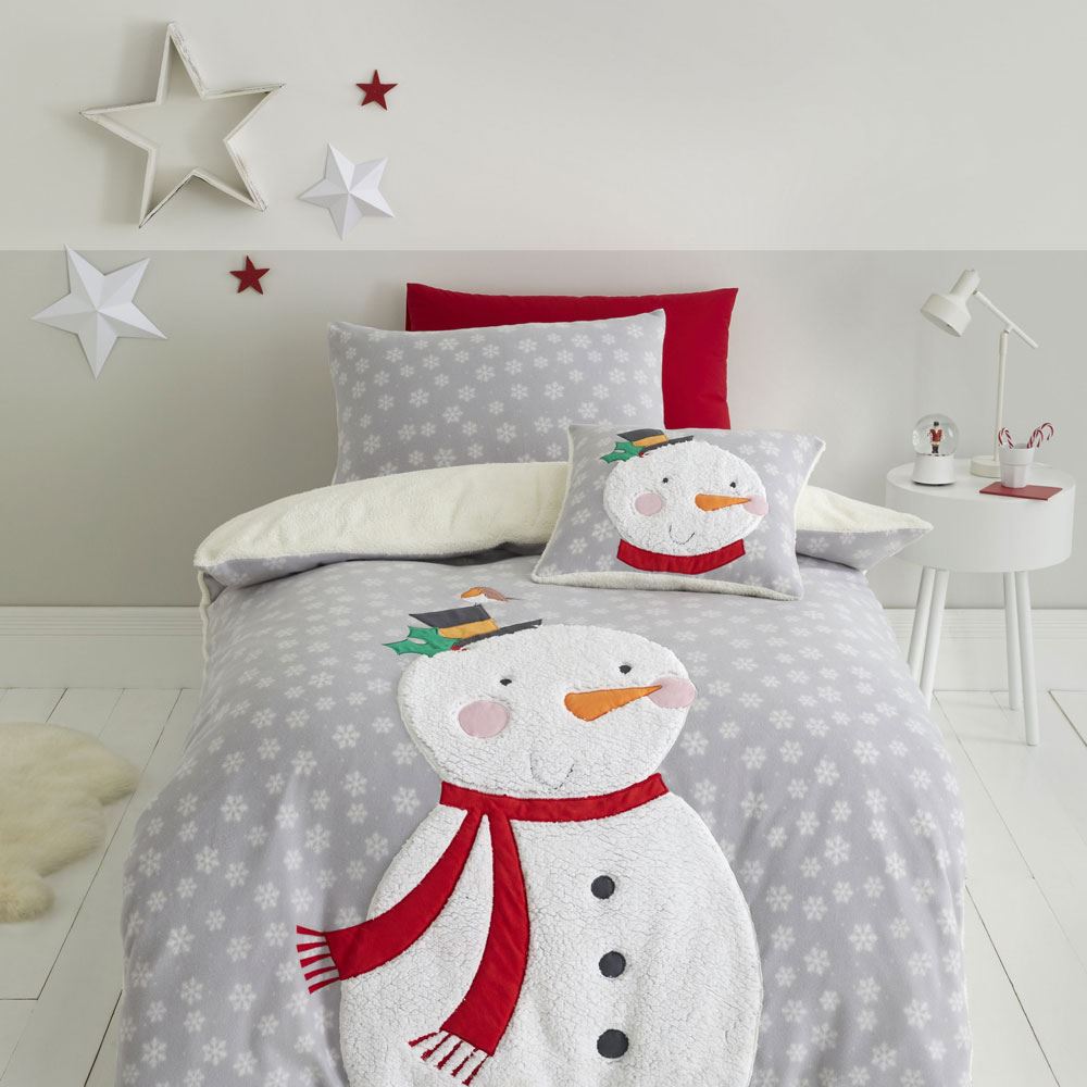 Catherine Lansfield Christmas Cosy Snowman Sherpa Fleece Reverse Duvet Cover Set