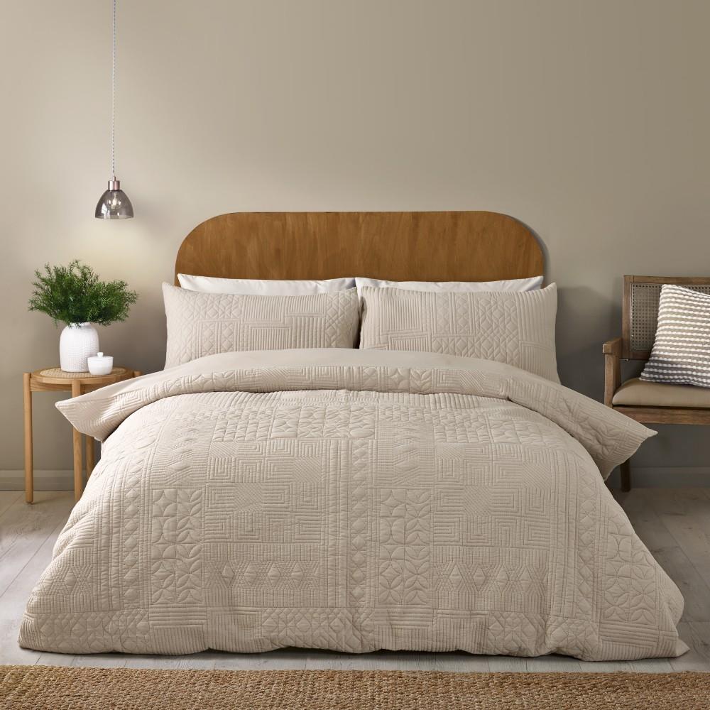 Catherine Lansfield Folkstone Geo Super King Duvet Cover Set with Pillowcases Natural