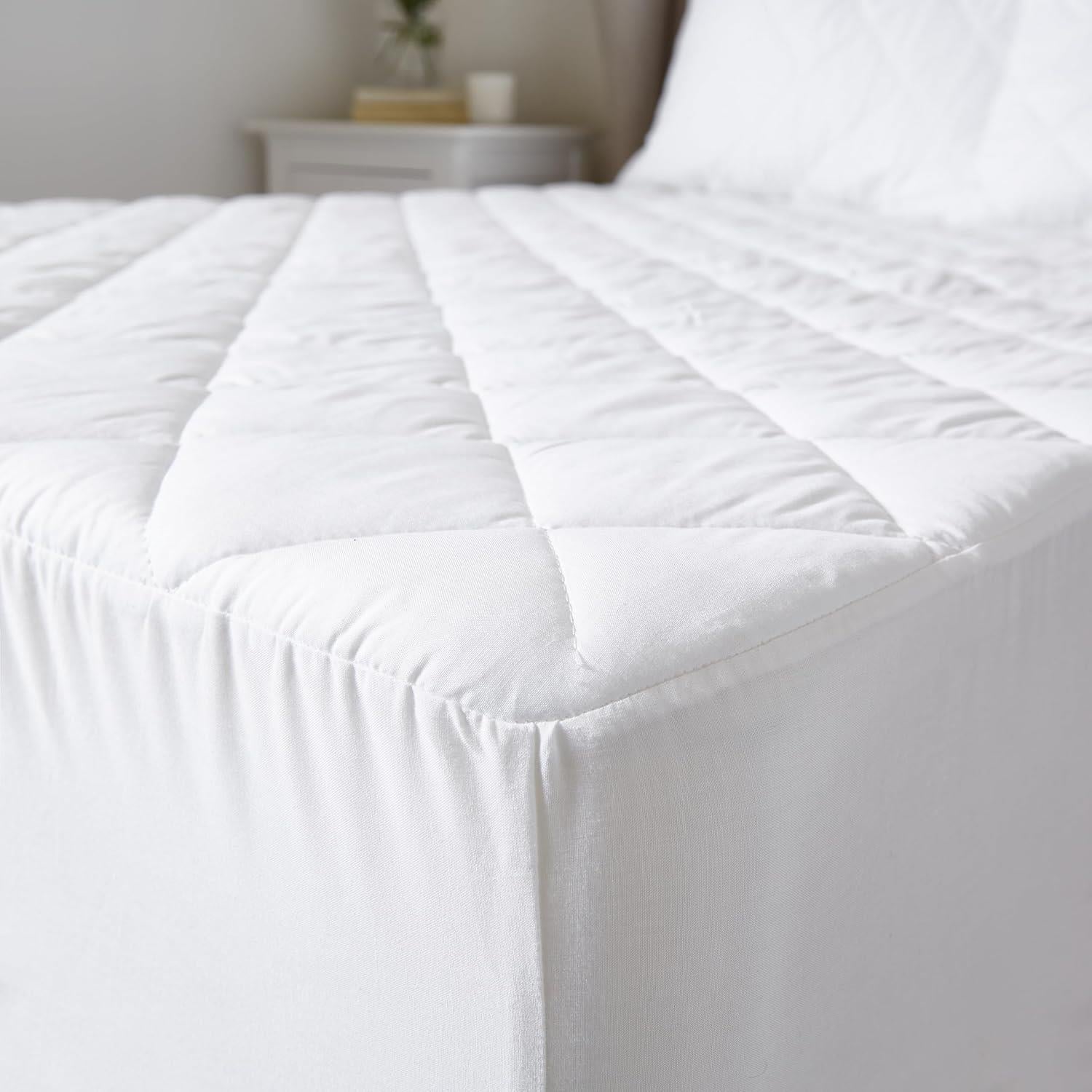 Bianca 200 Thread Count Temperature Control Tencel Lyocell Mattress Protector