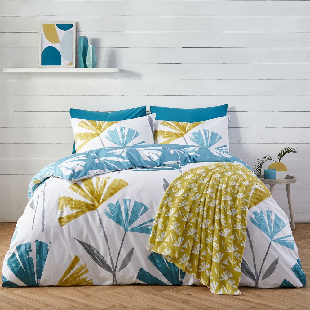 Fusion Alma Abstract Floral Print Soft Touch Fleece Throw