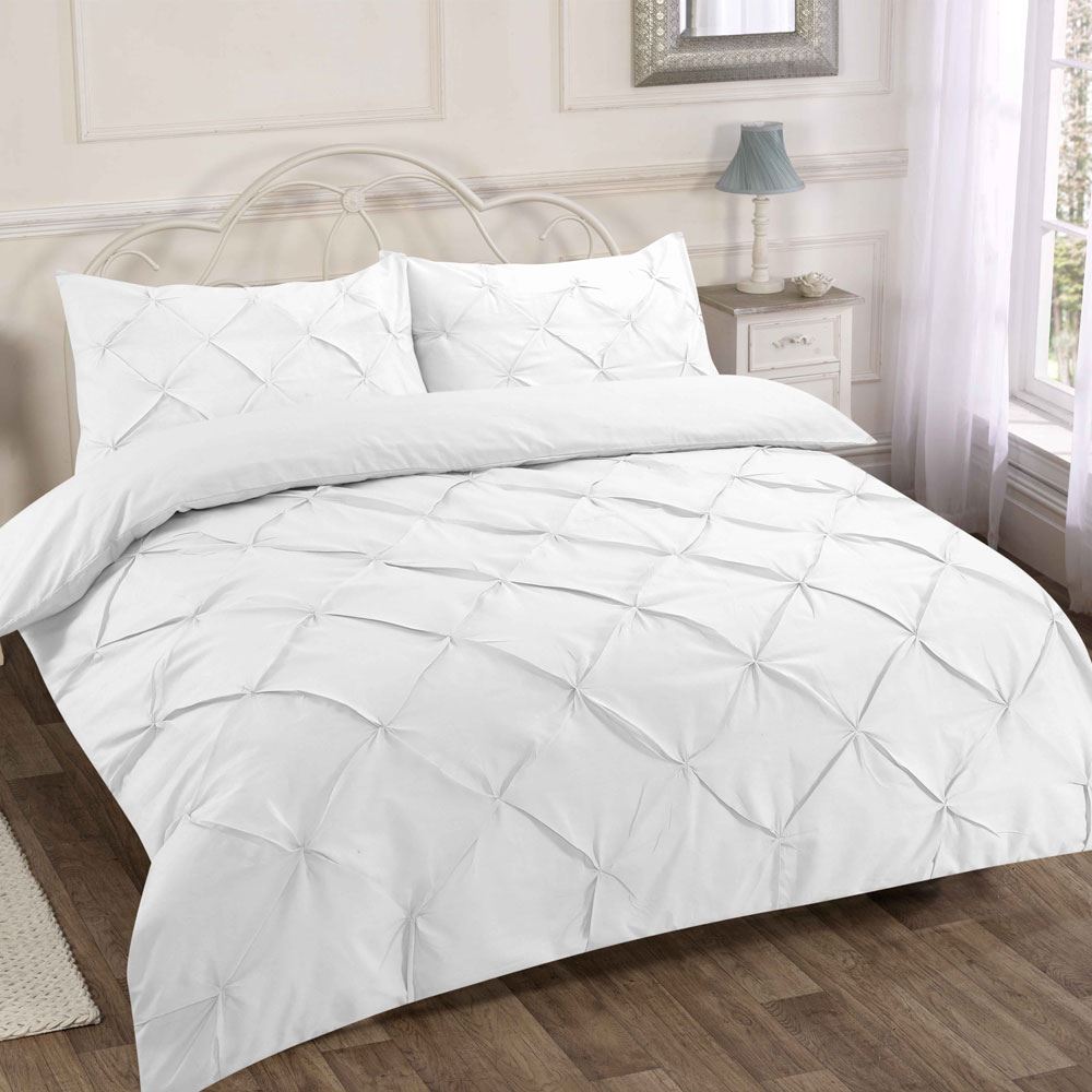 Night Zone Alexander Diamond Pintuck Duvet Cover Set