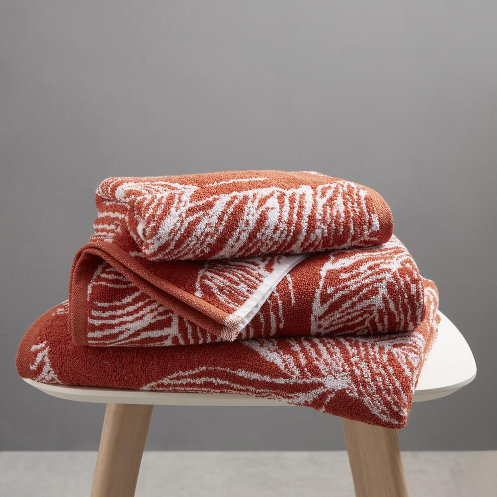 Fusion Matteo Jacquard 100% Cotton 550gsm Bath Sheet