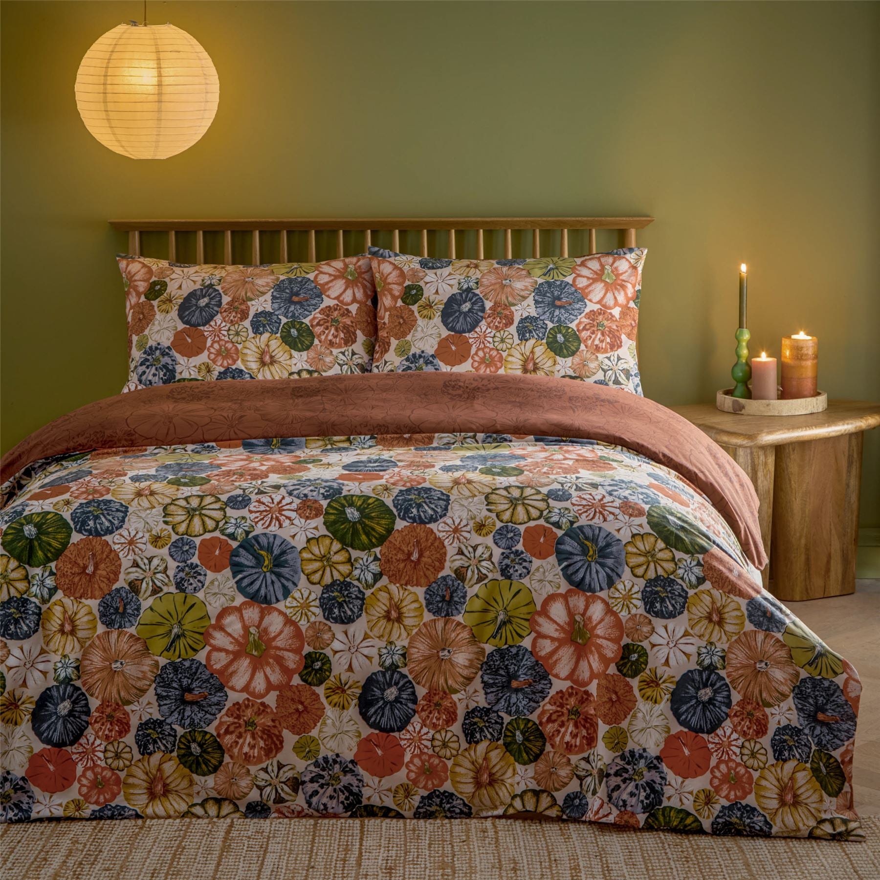 Furn Picking Patch Floral Easy Care Reversible Duvet Cover Set
