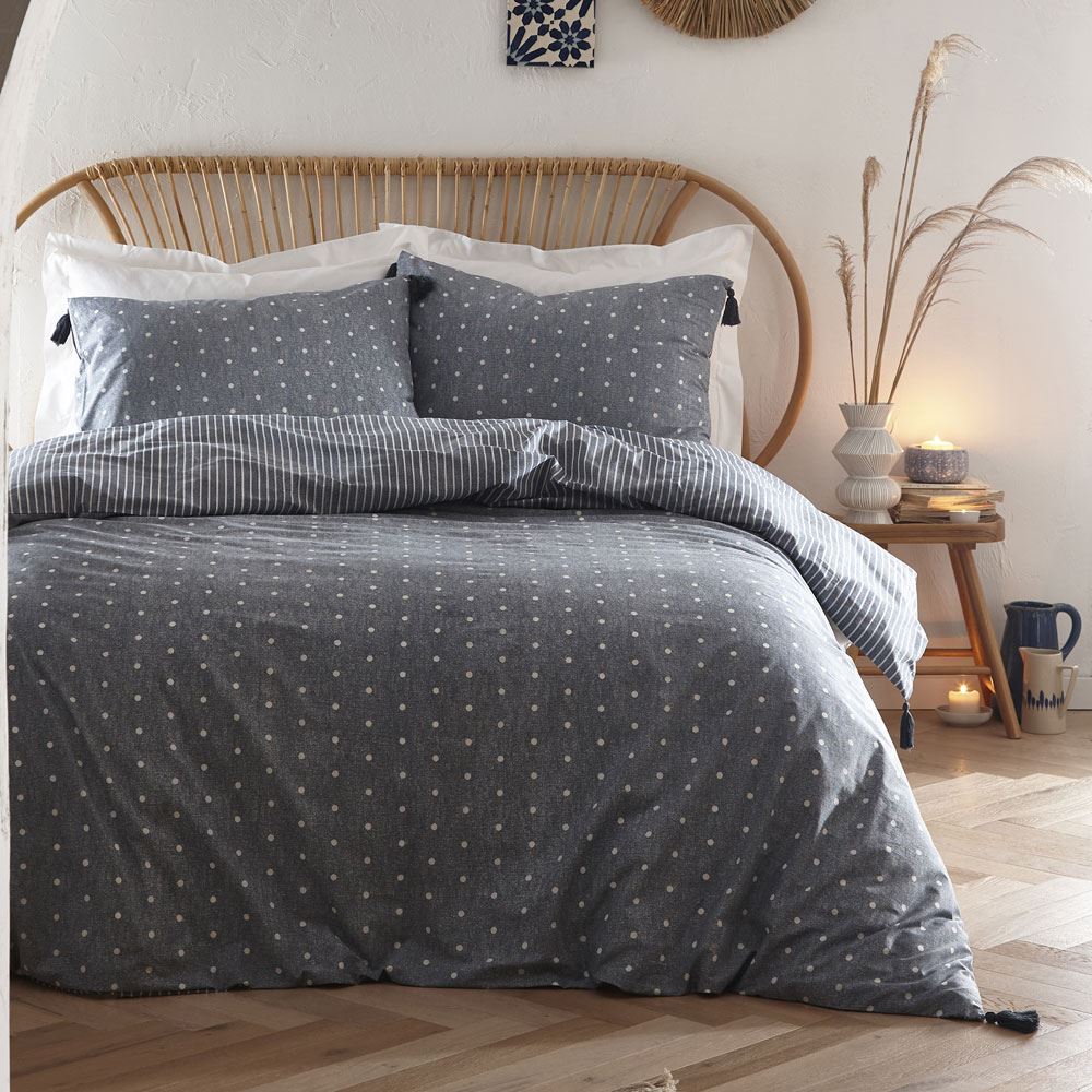 Appletree Trenton Spot 180 Thread Count 100% Cotton Percale Duvet Cover Set