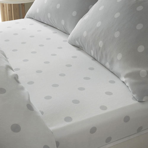 Catherine Lansfield Brushed Spot 12 Inch Deep Fitted Sheet