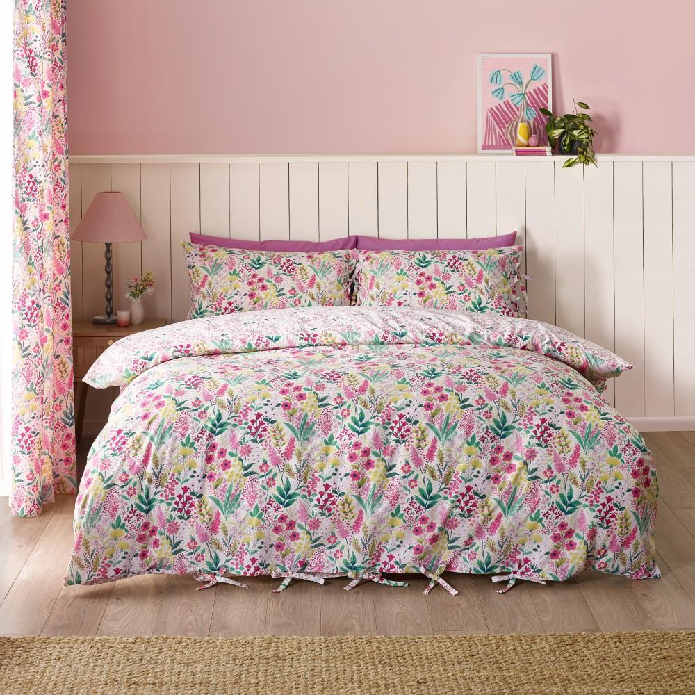 Catherine Lansfield Tilly Floral Reversible King Duvet Cover Set with Pillowcases Pink