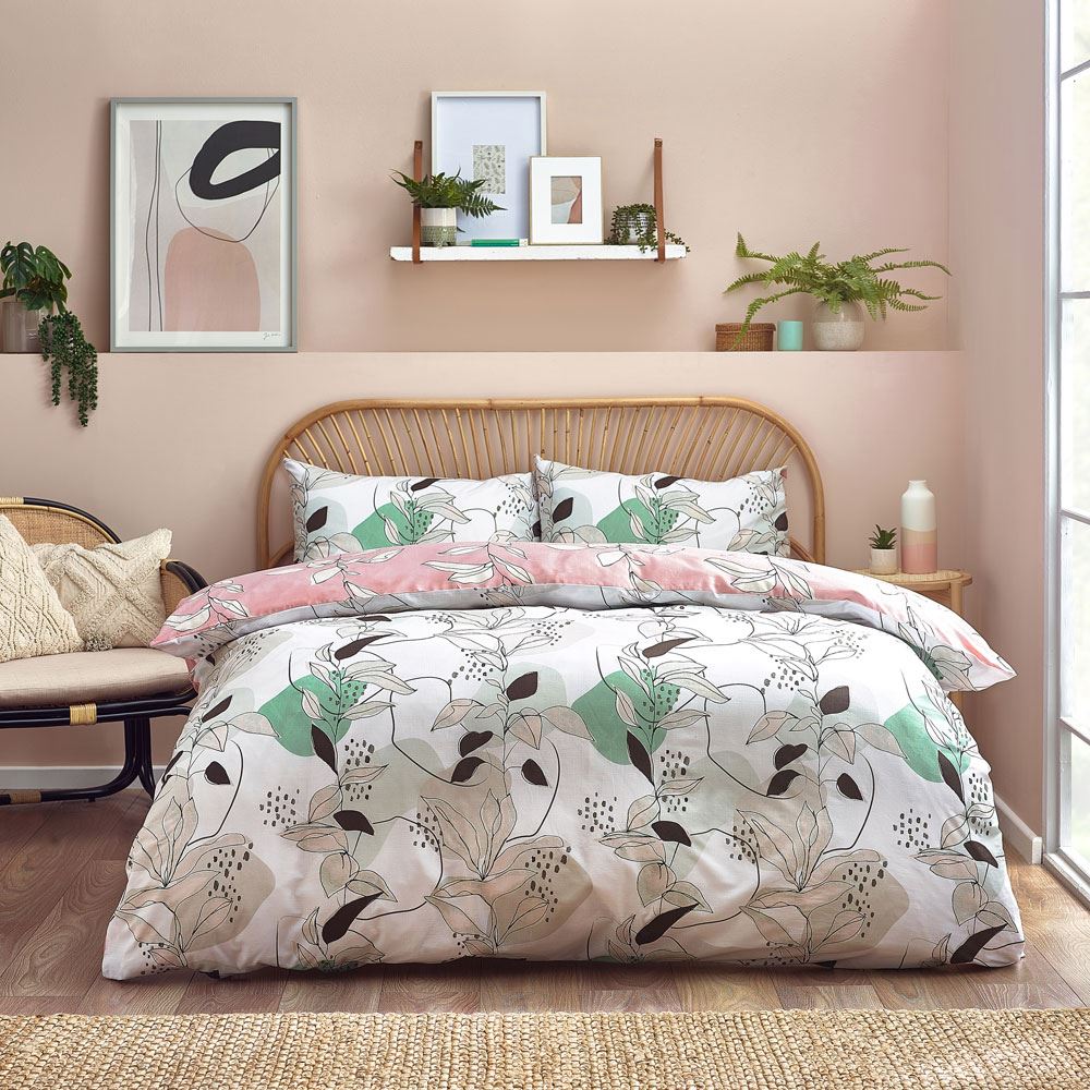 Furn Caliko Vine Leaf Print Reversible Duvet Cover Set