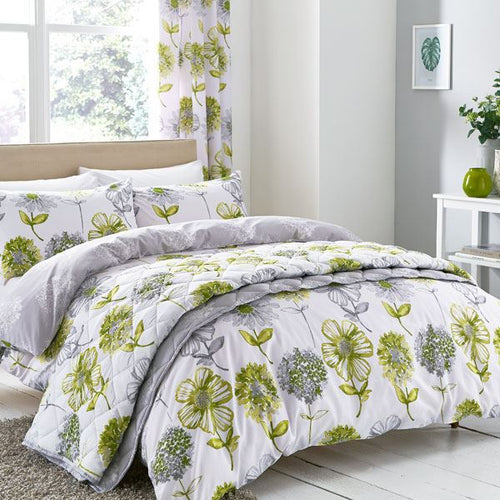 Catherine Lansfield Banbury Floral Reversible Quilted Bedspread, 220 x 230 Cm