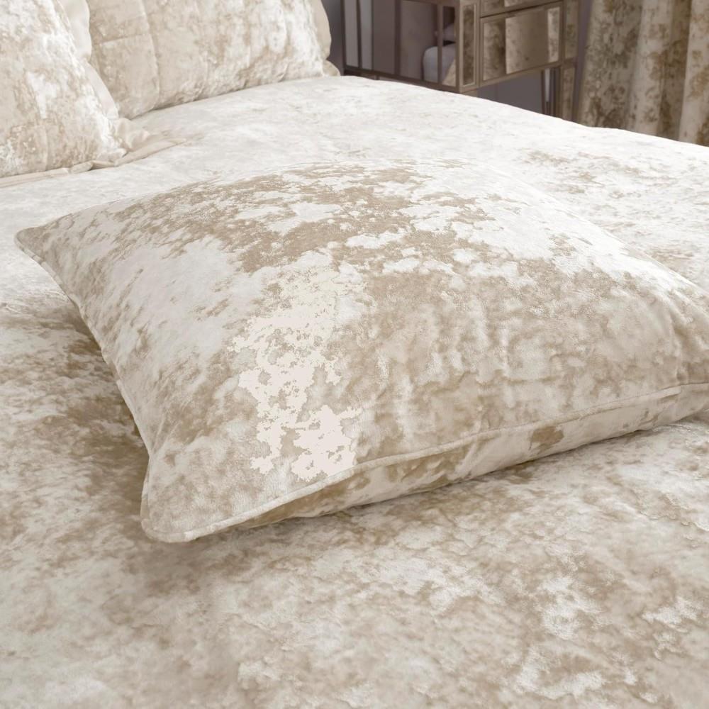 Catherine Lansfield Crushed Velvet 55x55cm