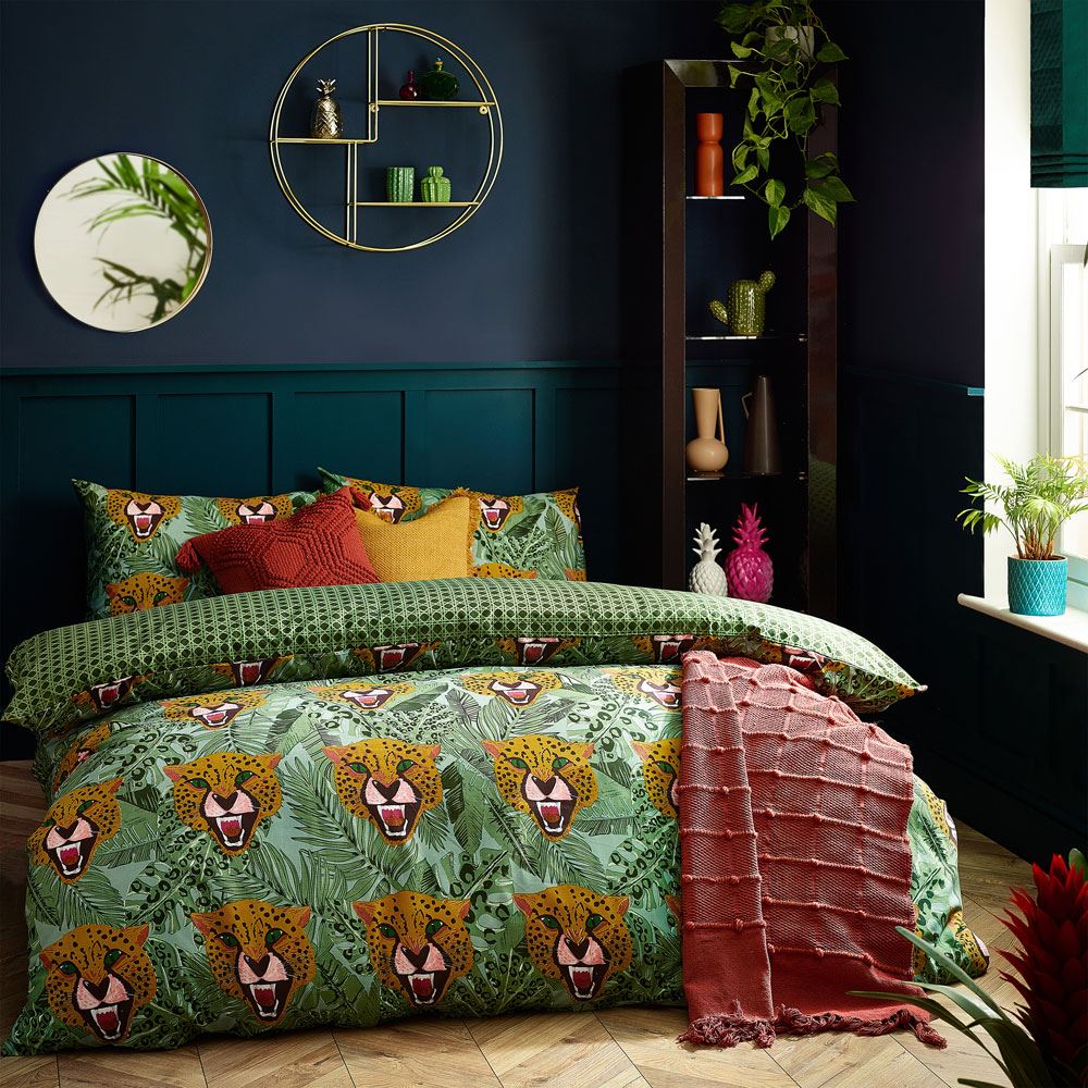 Furn Untamed Tiger Wildlife Print Reversible Duvet Cover Set