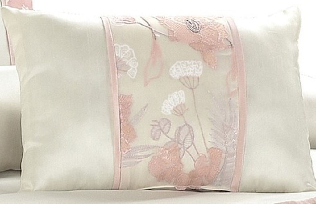Night Zone Savanna Floral Embroidery Duvet Cover Set