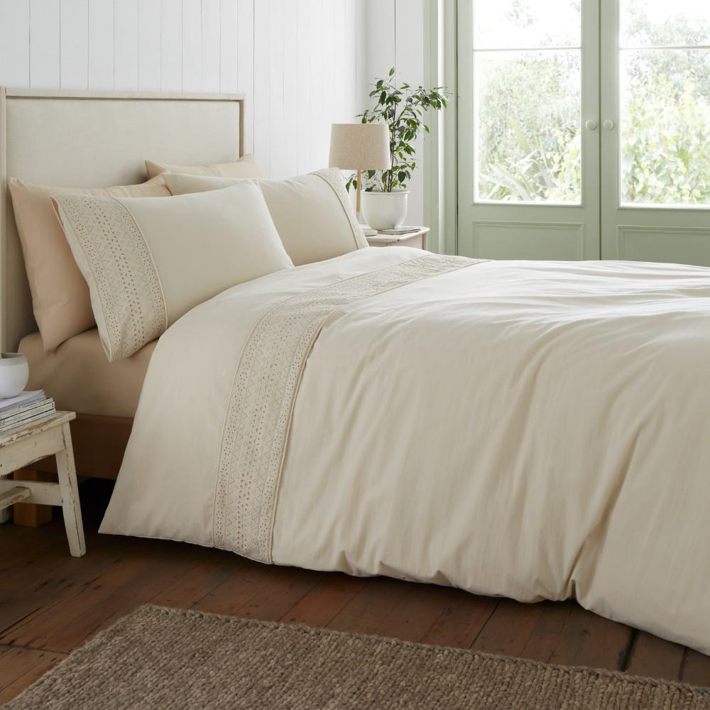 Catherine Lansfield Broderie Anglaise Double Duvet Cover Set with Pillowcases Cream
