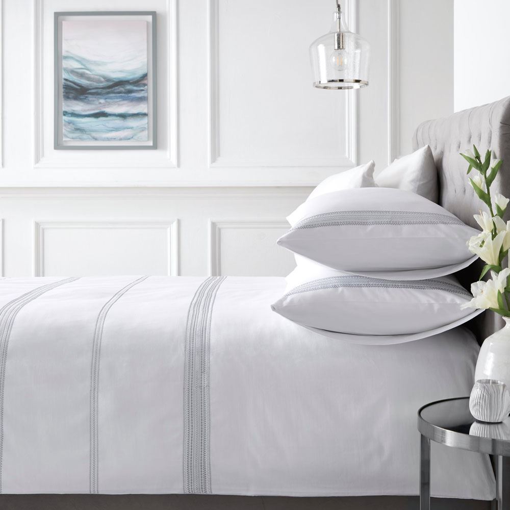 Appletree Boutique Embroidered Band 100% Cotton 200 Thread Count Duvet Cover Set