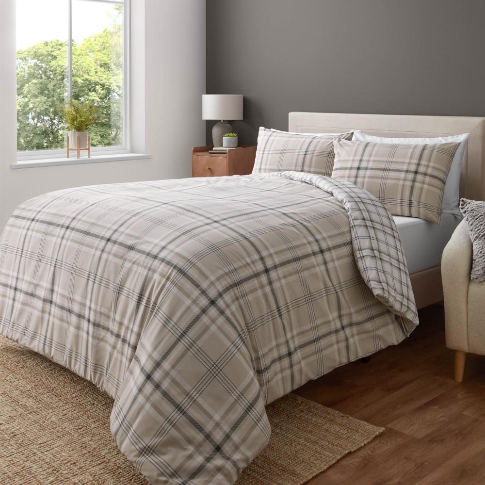 Catherine Lansfield Kelso Reversible Tartan Check Duvet Cover Set