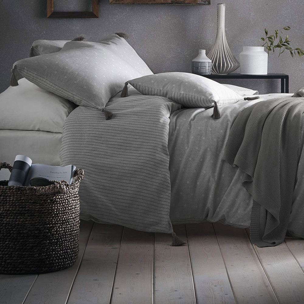 Appletree Trenton Spot 180 Thread Count 100% Cotton Percale Duvet Cover Set