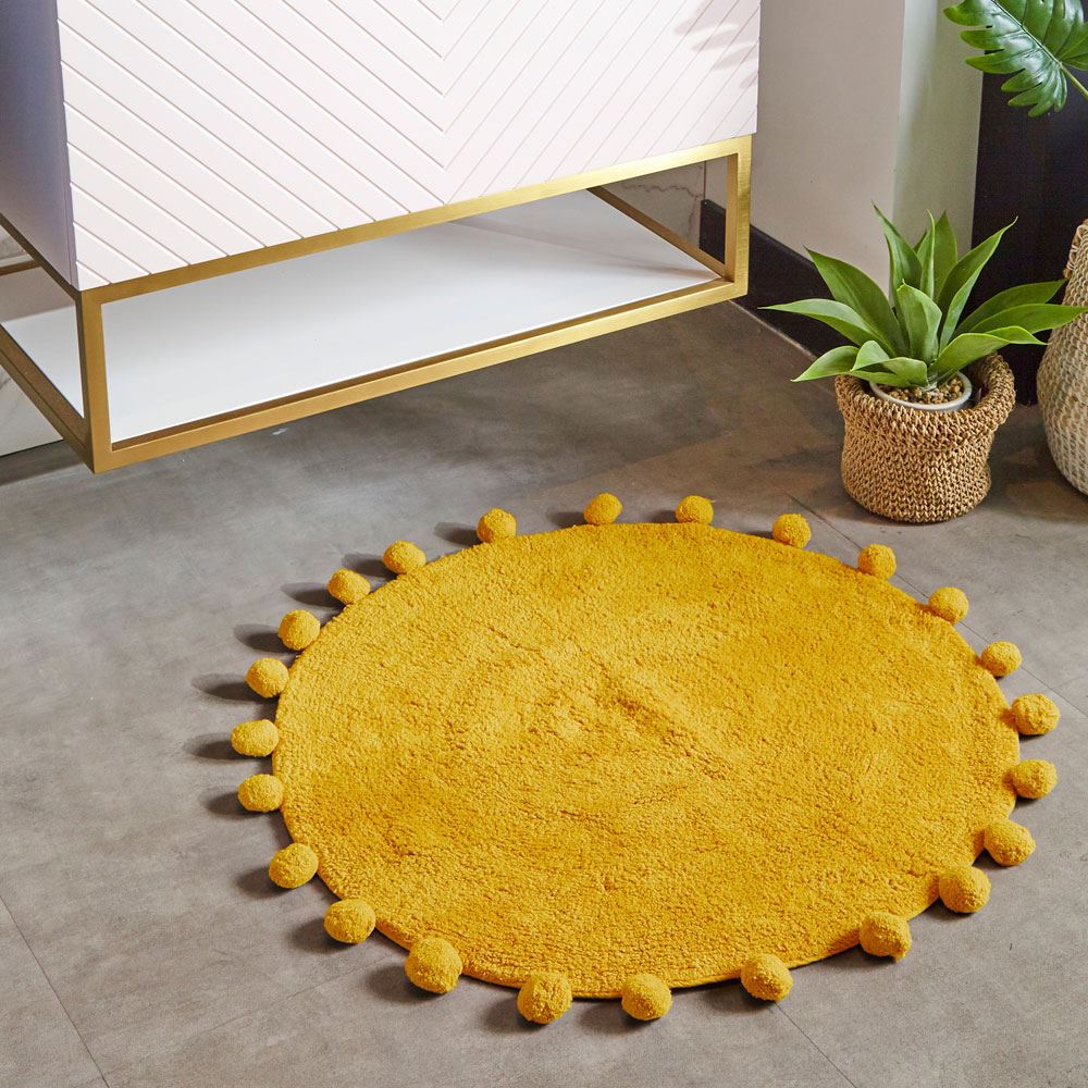 Furn Circle Pom Pom Fringed 100% Cotton Bath Mat