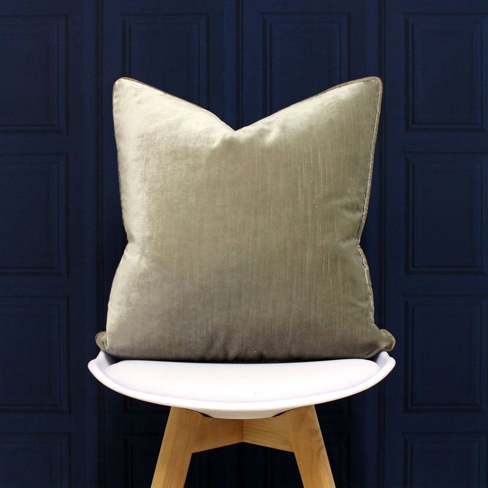 Riva Paoletti Luxe Soft Faux Velvet Piped Cushion Cover