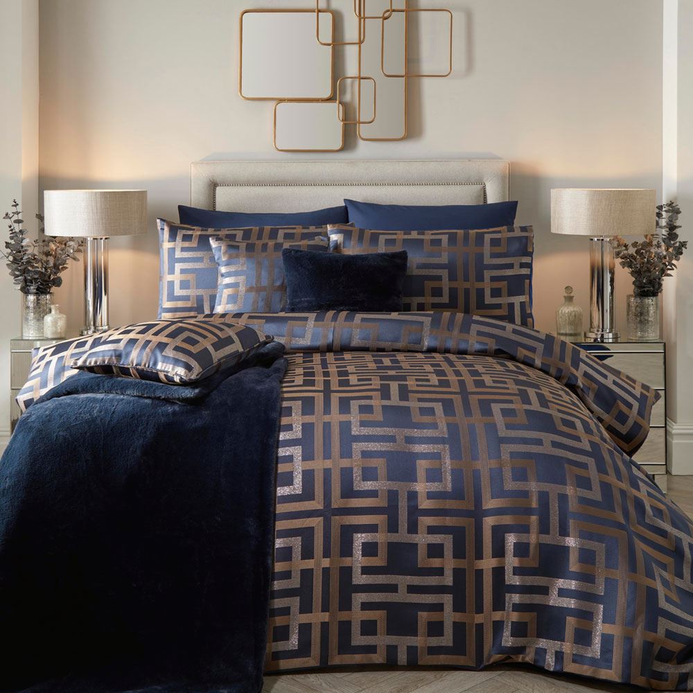 Soiree Bardon Jacquard Geometric Metallic Yarn Duvet Cover Set