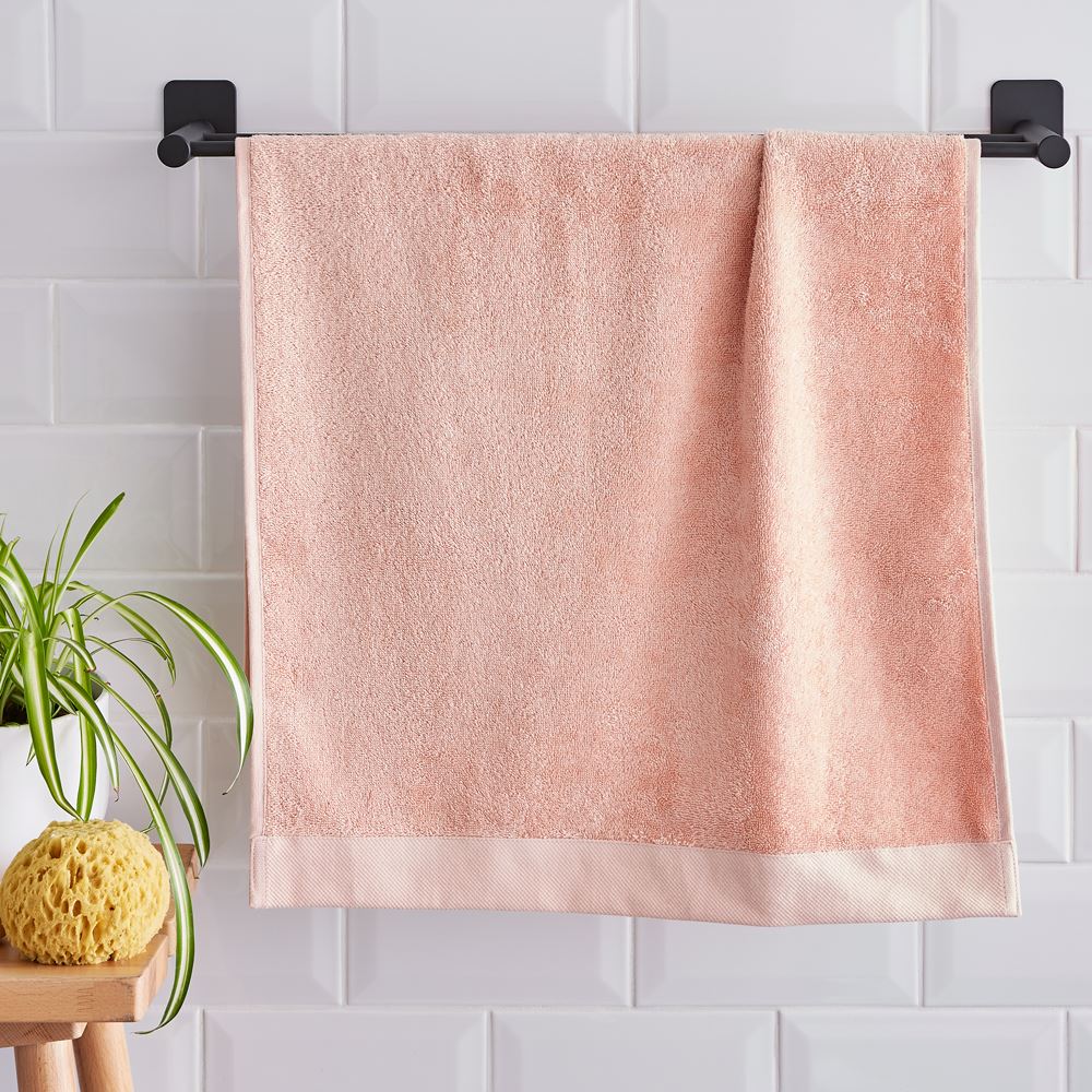 Pineapple Elephant Bamboo Soft Combed Cotton Rich 500gsm Hand Towel