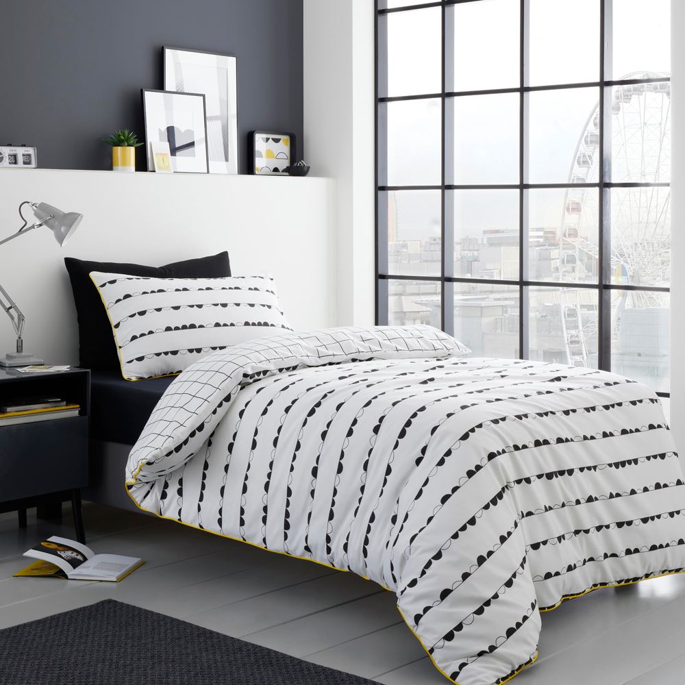 Fusion Eclipse Geometric Reversible Duvet Cover Set