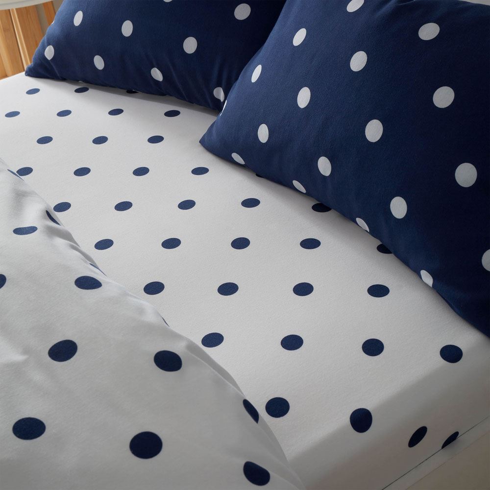 Catherine Lansfield Brushed Spot 12 Inch Deep Fitted Sheet