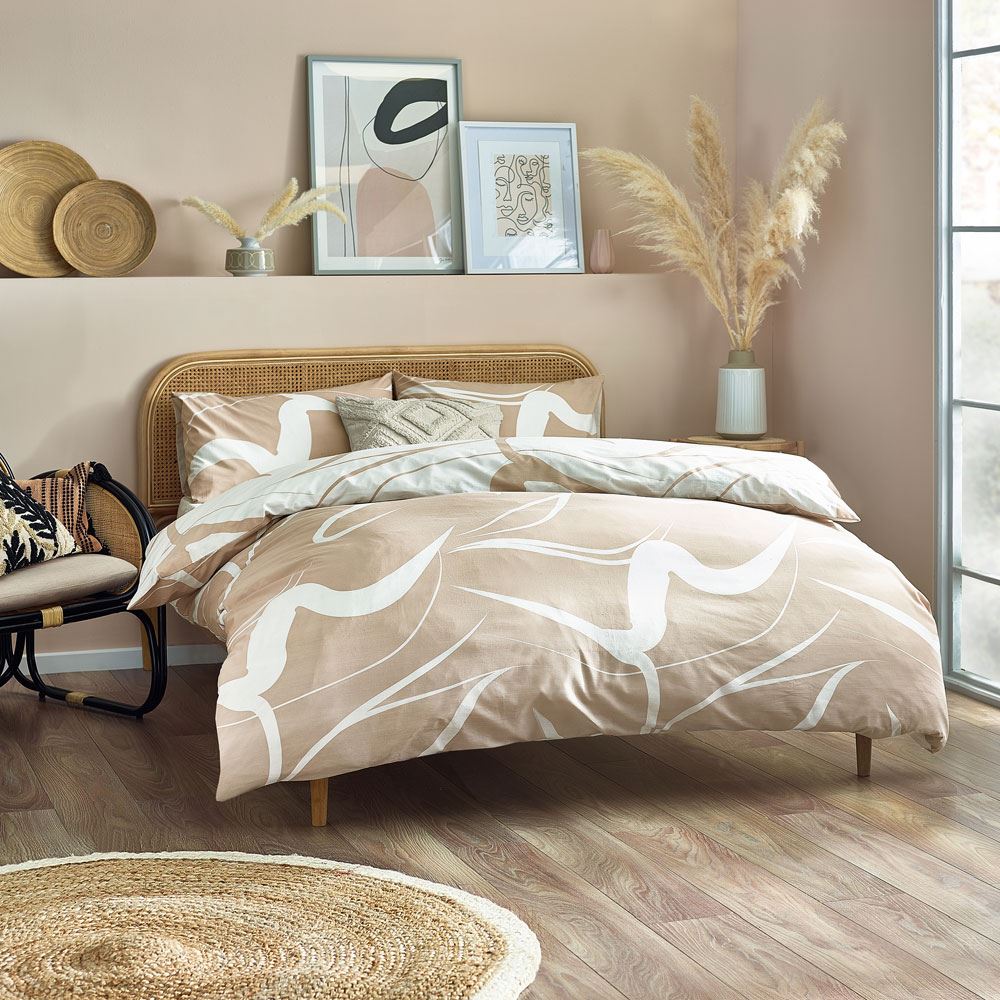 Furn Sinarama Minimalist Abstract Reversible Duvet Cover Set