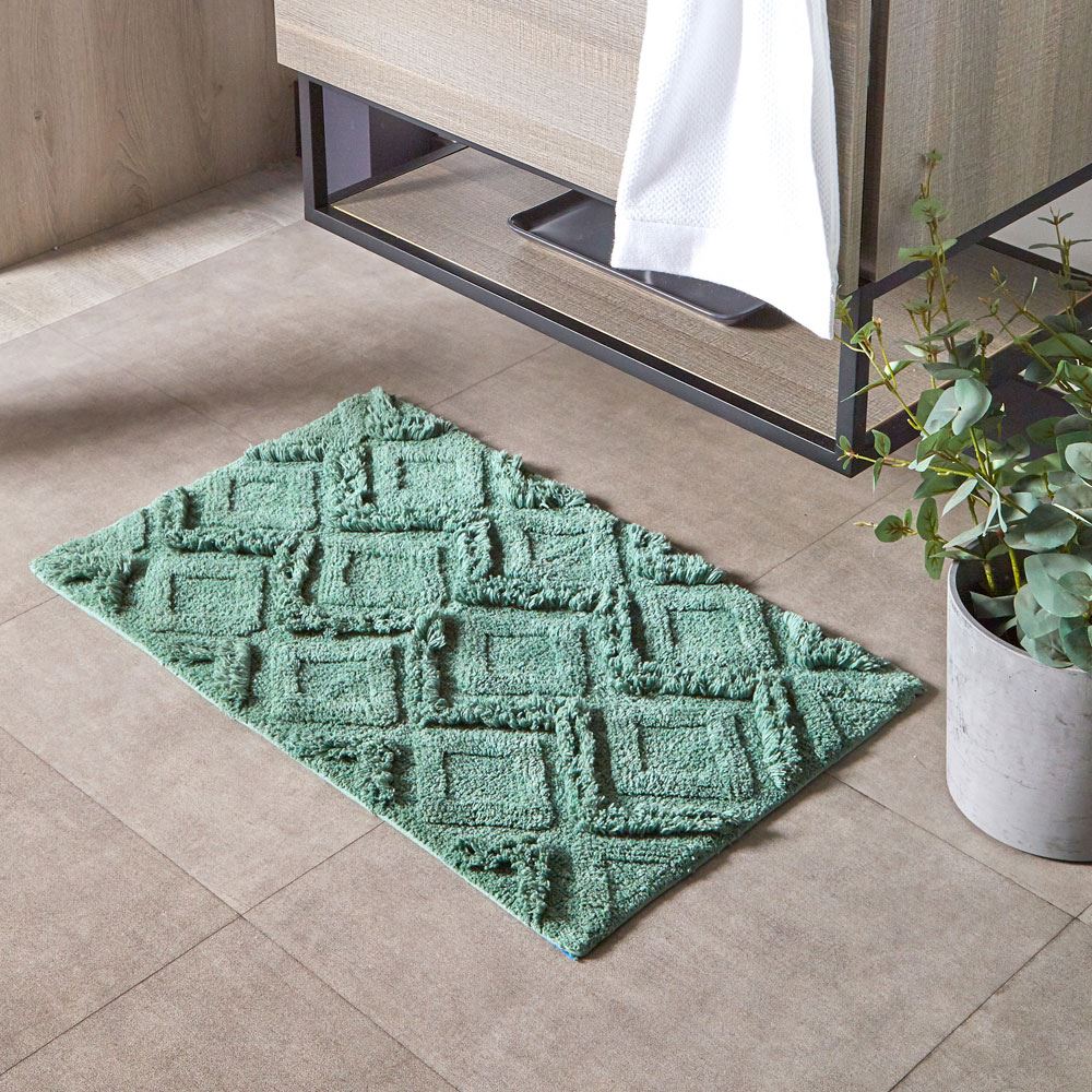 The Linen Yard Diamond Tufted 100% Cotton Bath Mat
