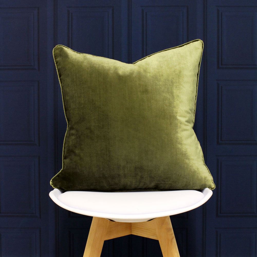 Riva Paoletti Luxe Soft Faux Velvet Piped Cushion Cover