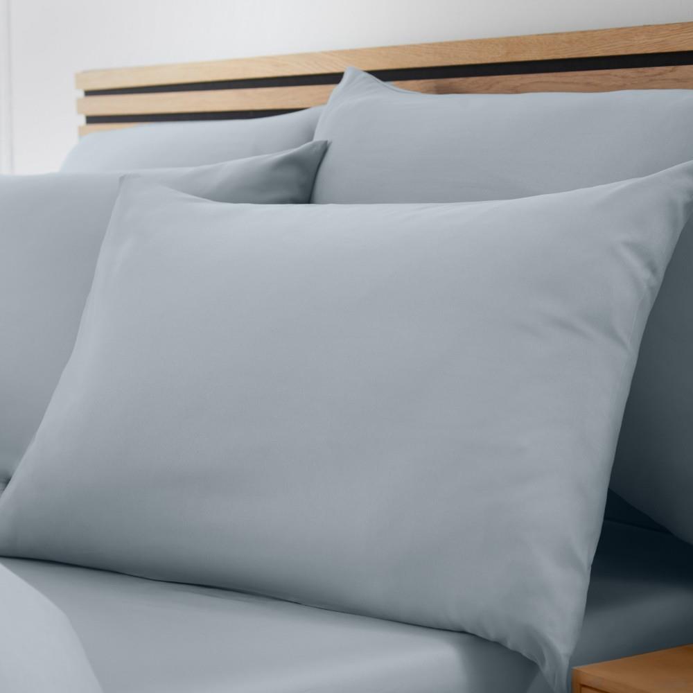 Catherine Lansfield So Soft Easy Iron Microfibre Standard Pillow Cases, 4 Pack