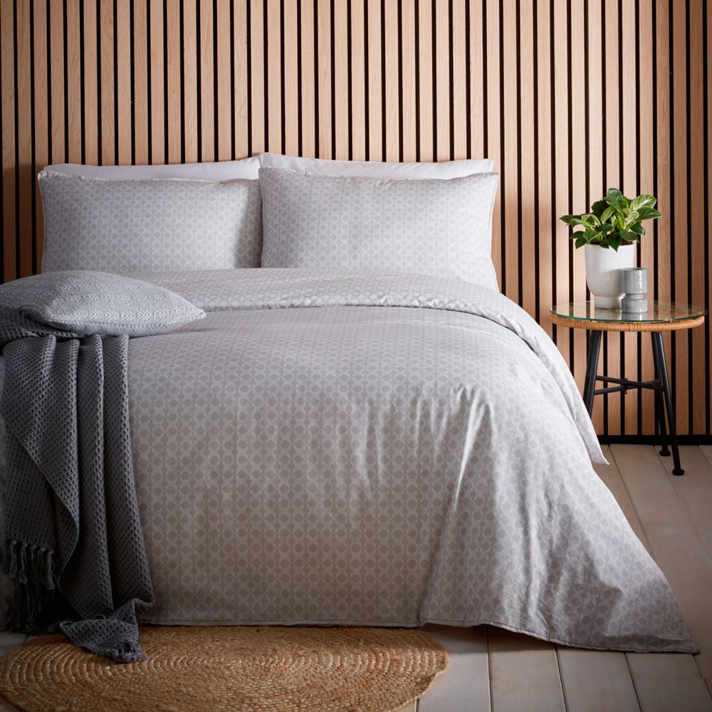 Appletree Loft Orson Contemporary Print 100% Cotton Duvet Cover Set