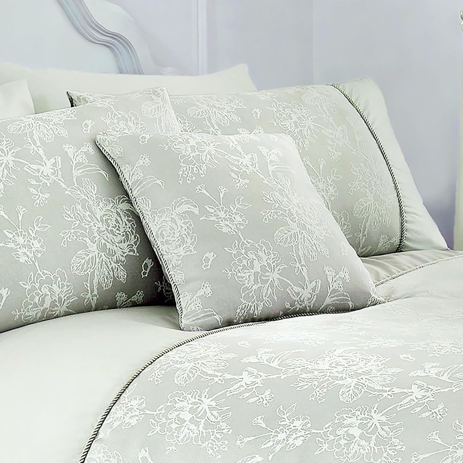 Dreams & Drapes Jasmine Floral Woven Jacquard Filled Cushion