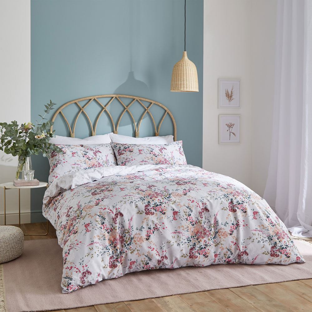 Catherine Lansfield Dried Flowers Floral Print Easy Care Reversible Duvet Cover Set