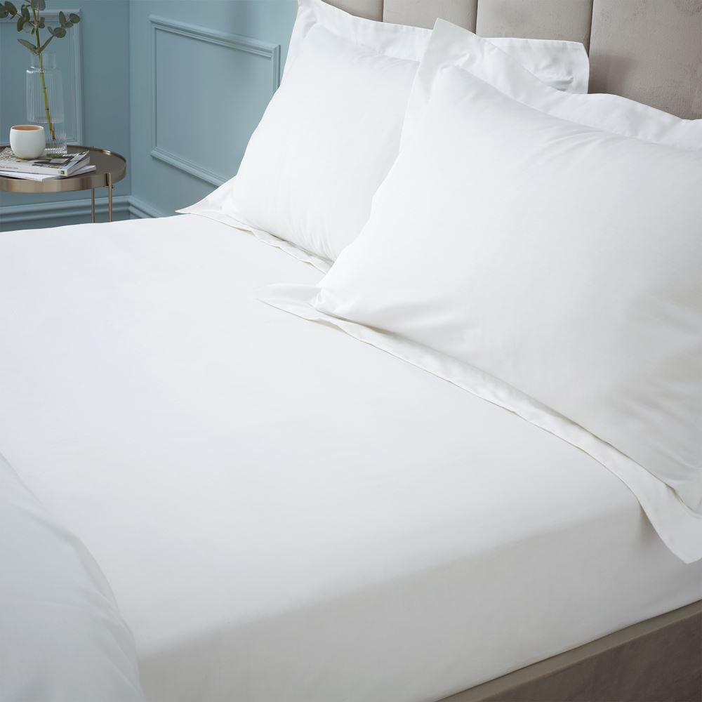 Bianca Plain Dye 100% Egyptian Cotton 180 Thread Count Fitted Sheet