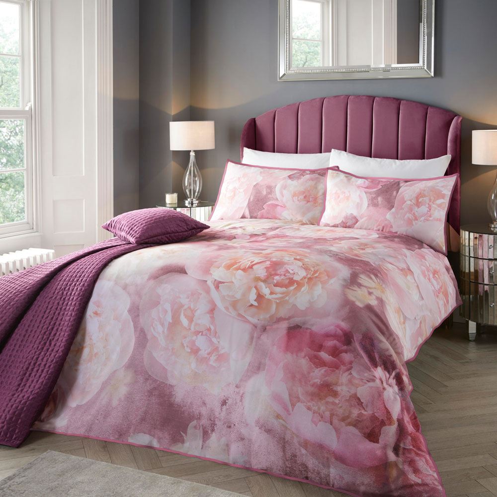 Soiree Rose Bloom Print 100% Cotton 200 Thread Count Duvet Cover Set