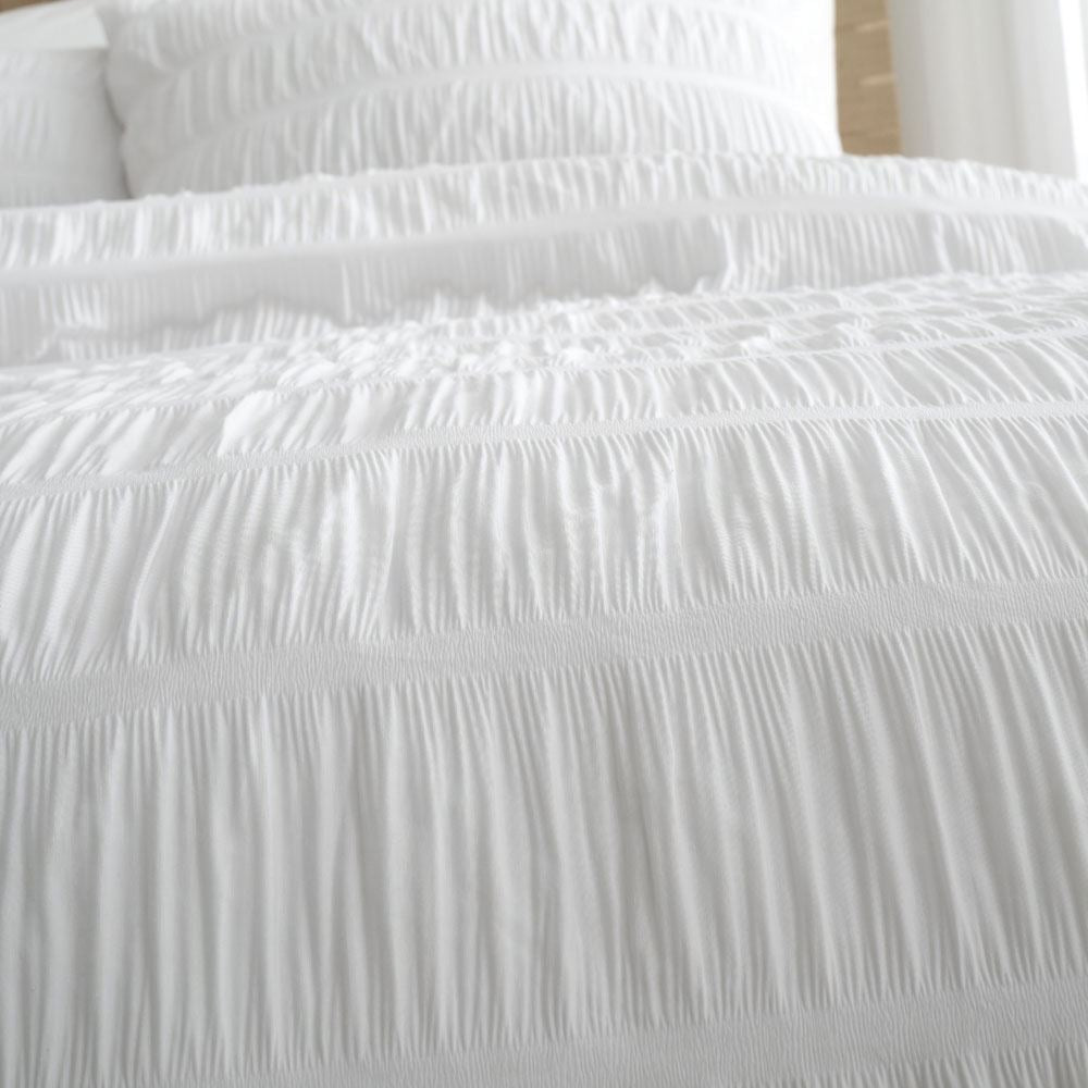 Catherine Lansfield Seersucker Banded Textured Cotton Rich Duvet Cover Set