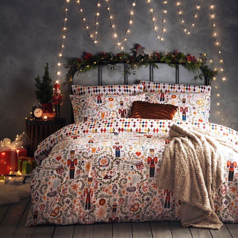 Furn Nutcracker Seasonal Reversible Duvet Cover Set